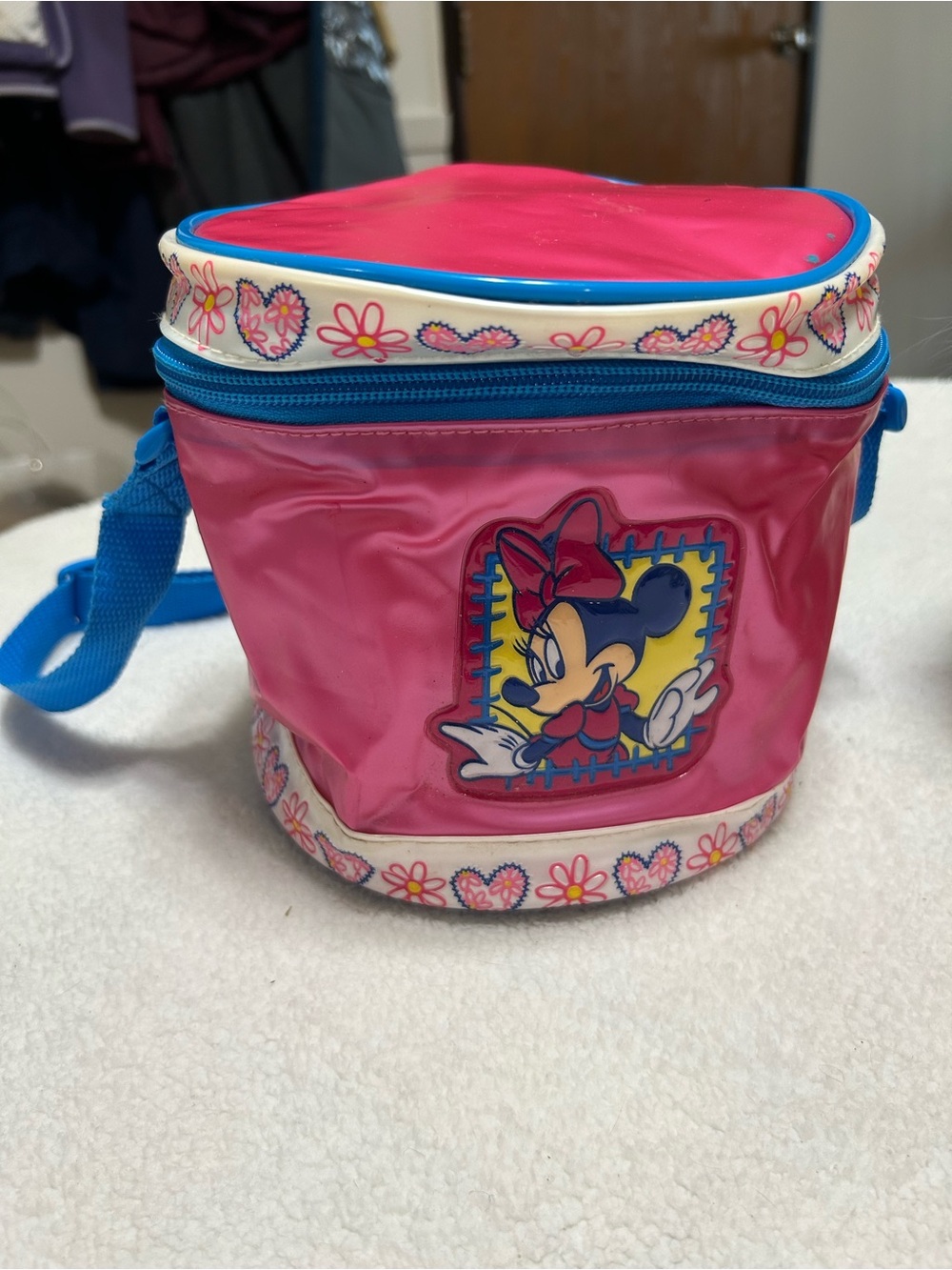 Disney Pink Minnie Mouse Lunch Tote with Blue Strap
